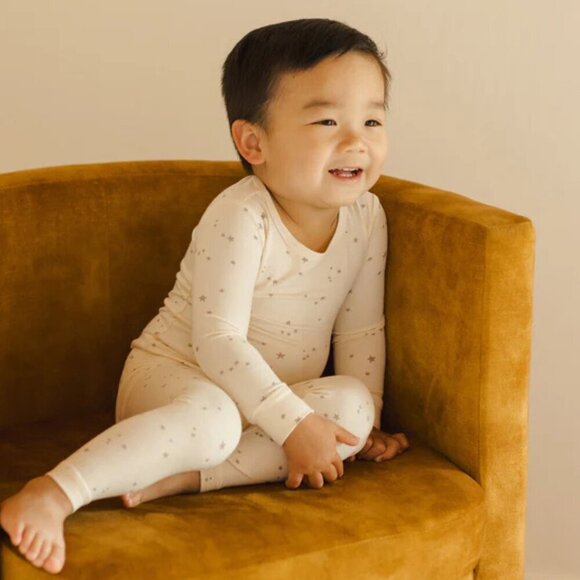 NWT - Quincy Mae Twinkle bamboo pajama set 4-5T - Picture 1 of 2